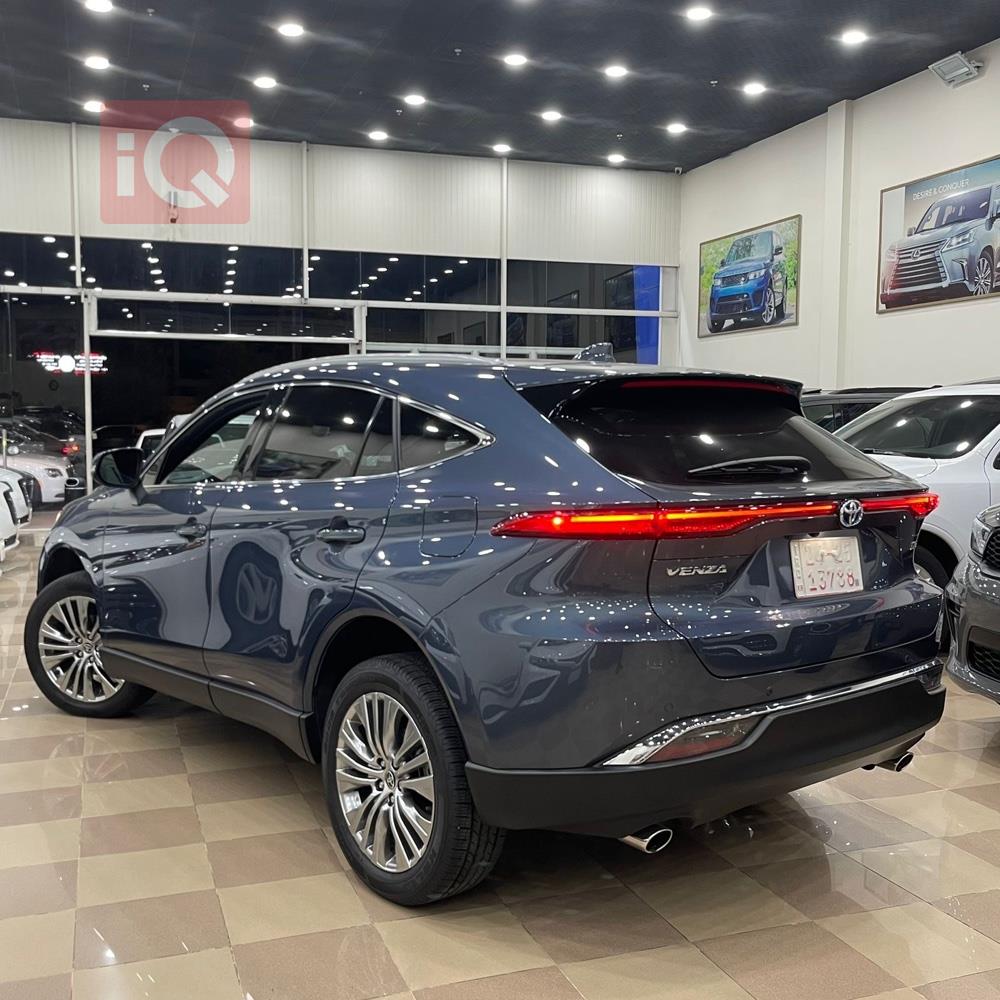 تويوتا فنزا